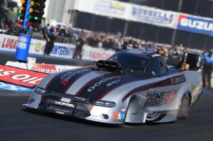 Hagan lleva a Dodge Power Brokers Funny Car y Tony Stewart Racing a semifinales en Winternationals para iniciar la temporada 2022 de la NHRA
