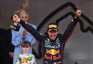 Checo Pérez logra la victoria en el GP de Mónaco