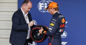 Verstappen, Pole en casa de Honda y va por el título; Sainz, tercero