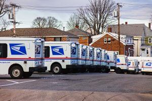 El Servicio Postal de EE. UU. comprará vehículos de reparto eléctricos