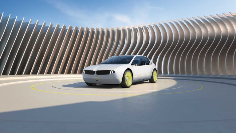 BMW Dee CES2022