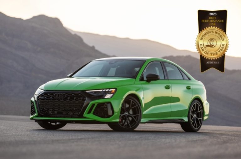 El Audi RS 3 Sedan gana el premio al Mejor Auto de Rendimiento 2023 del jurado internacional de Auto Mundial Femenino del Año
