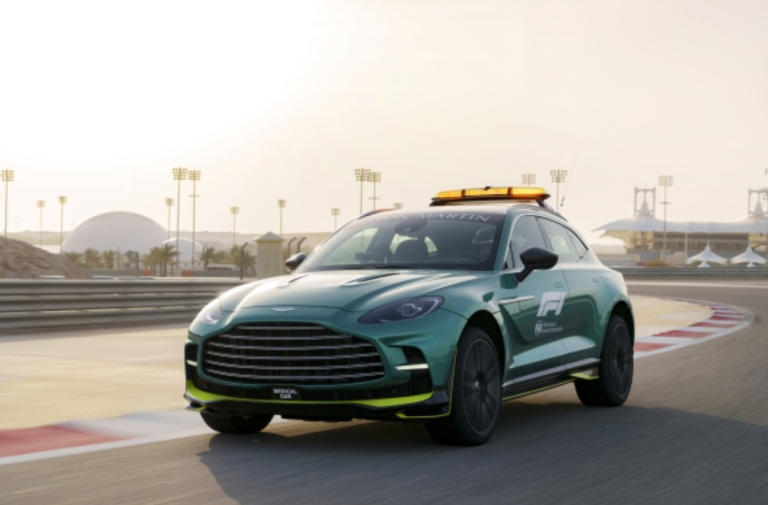 Aston Martin desata la potencia del DBX707 en la Fórmula 1