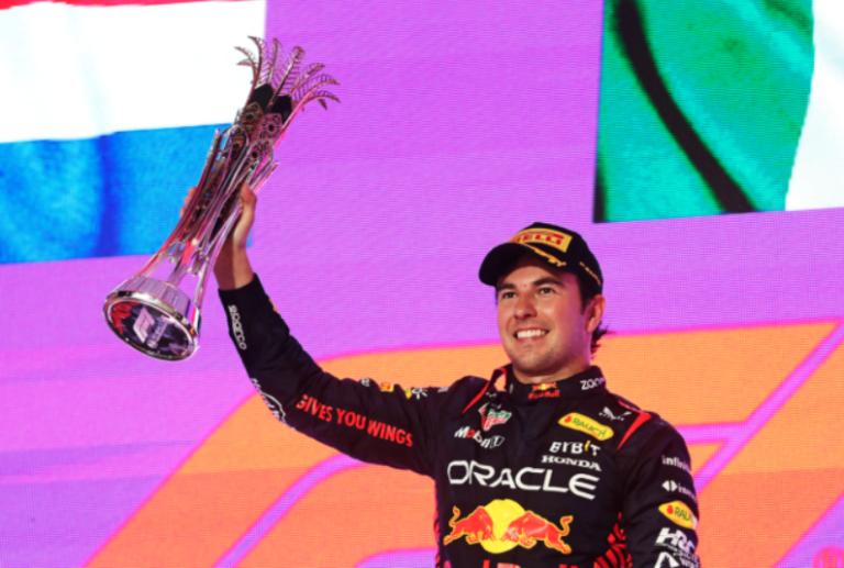 Checo Pérez gana el GP de Arabia Saudita