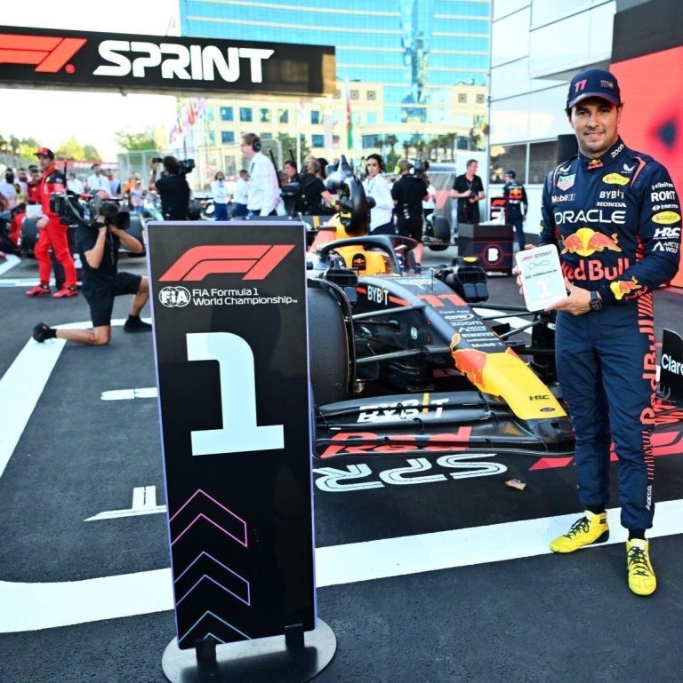 Checo Perez el Rey de las calles, Gana carrera Sprint en Baku.