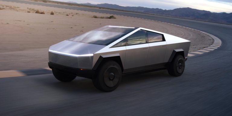 Tesla Cybertruck Espanta