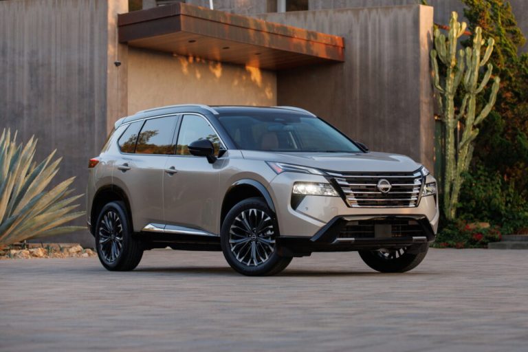 Nissan Rogue 2024