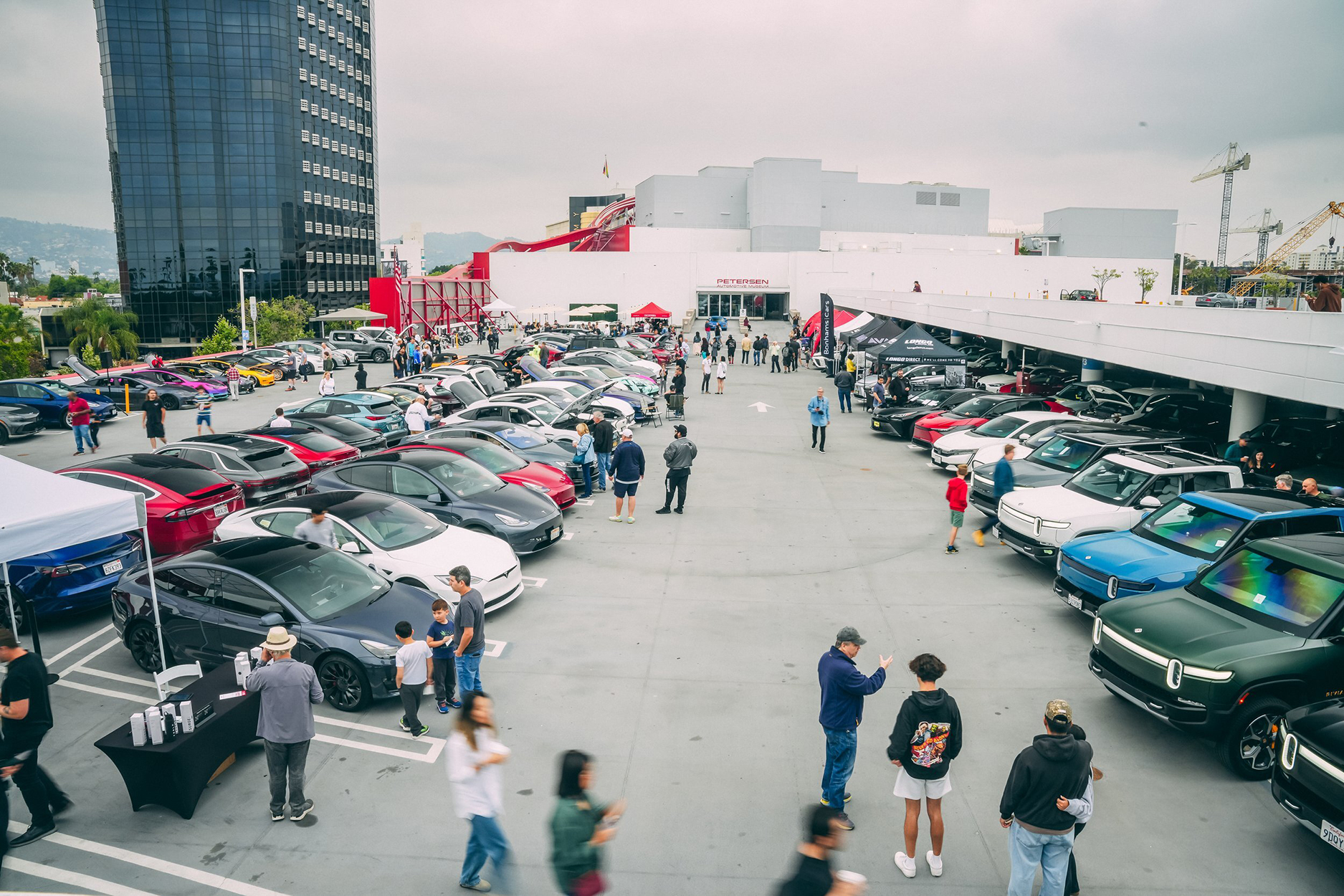 Petersen Automotive Museum electrifica Los Ángeles el 7 de abril