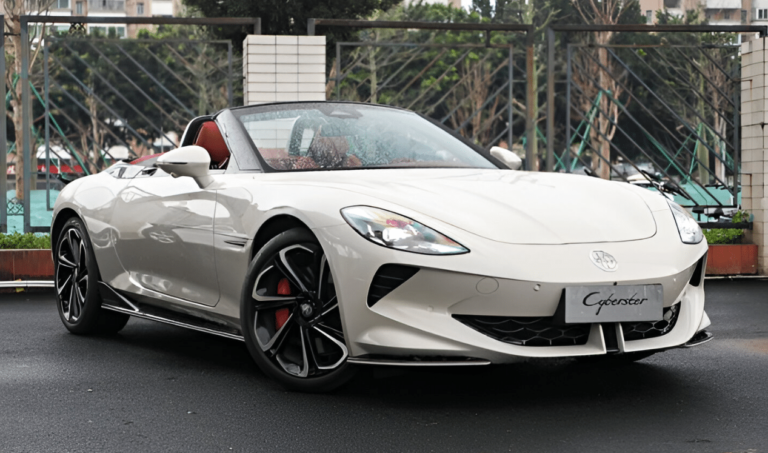 MG Cyberster Red Top Edition llega a China