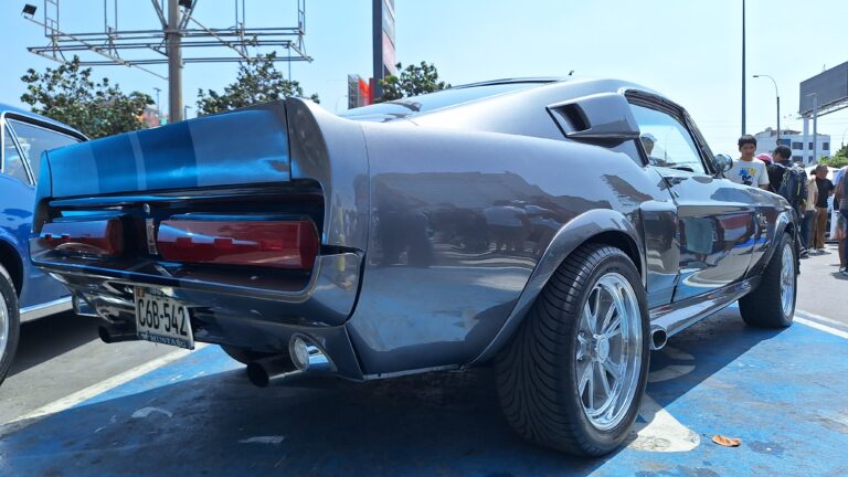 El Mustang Club Perú celebró a lo grande el 60° aniversario del Mustang en el Jockey Plaza
