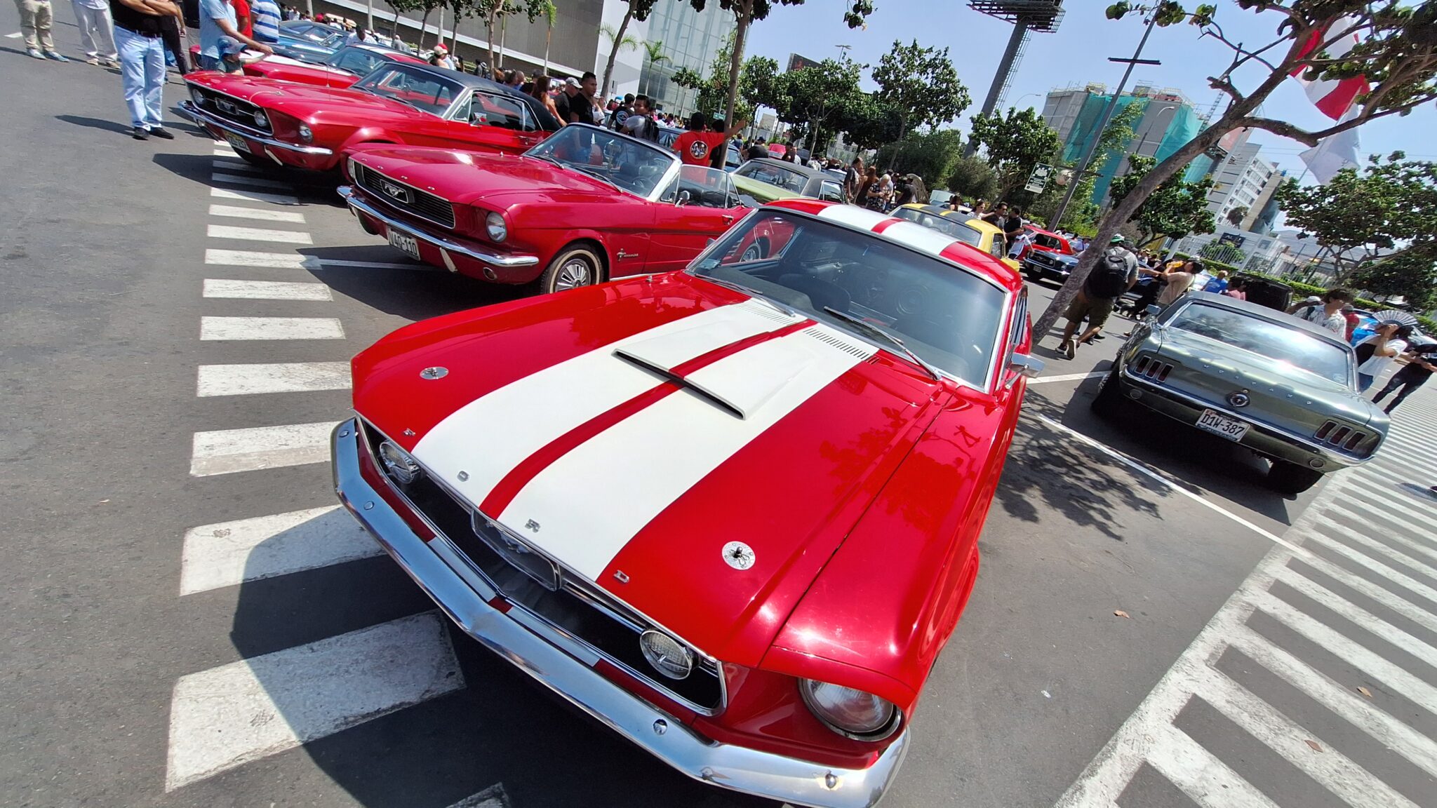 El Mustang Club Perú celebró a lo grande el 60° aniversario del Mustang en el Jockey Plaza