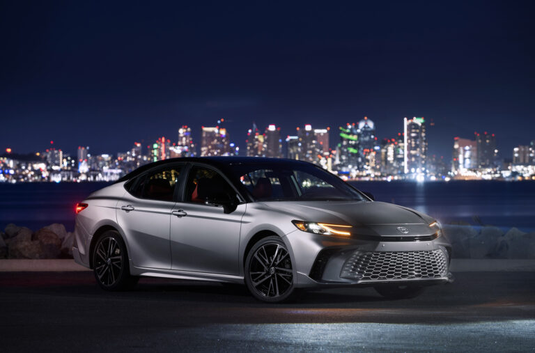 Toyota venderá en Japón modelos producidos en Estados Unidos a partir de 2026