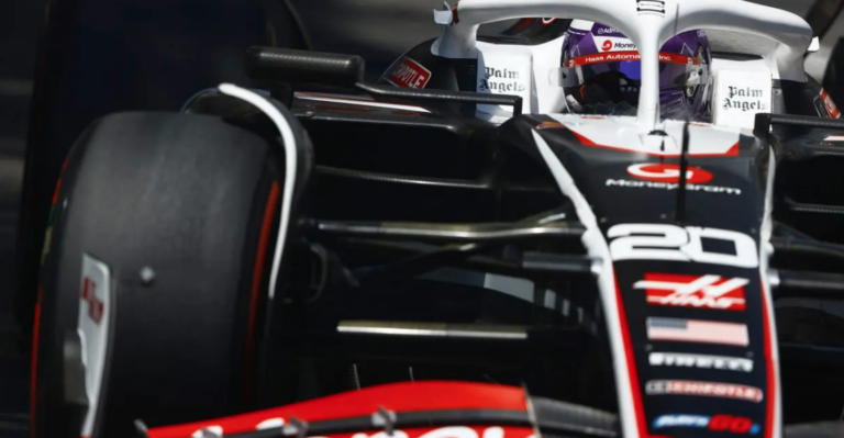 El Haas de Magnussen y Hulkenberg descalificados tras la clasificación por una infracción técnica en el DRS