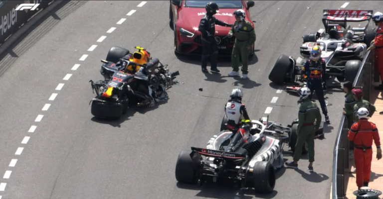 Bandera Roja en el GP de Mónaco, tras grave accidente de Checo Pérez y los Haas