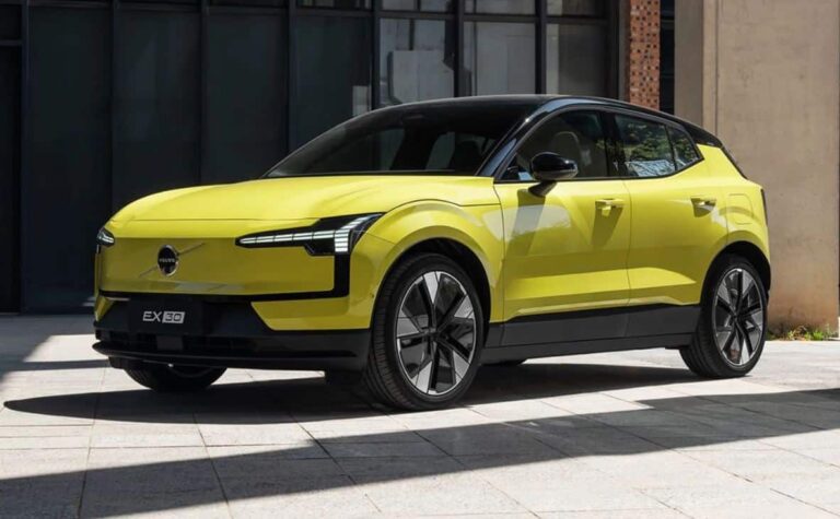 Lanzamiento del SUV eléctrico Volvo EX30 fabricado en China
