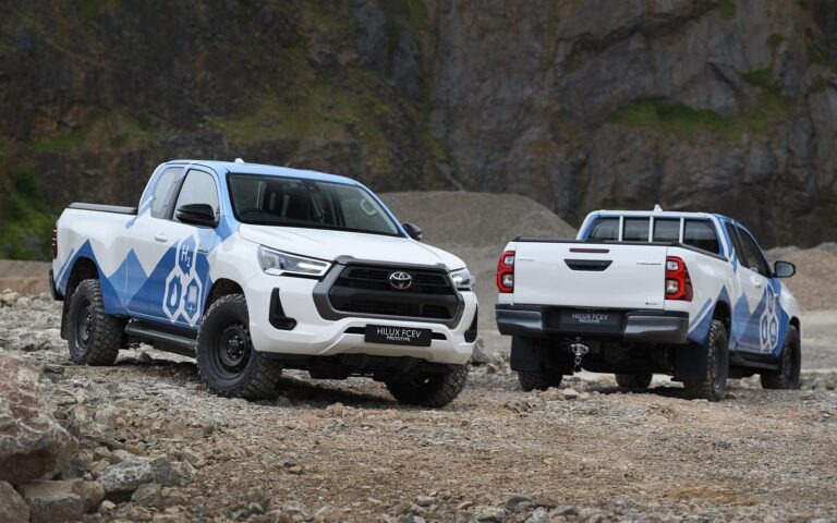 Hydrogen Hilux: los prototipos fabricados en Gran Bretaña llegan a la fase final de desarrollo