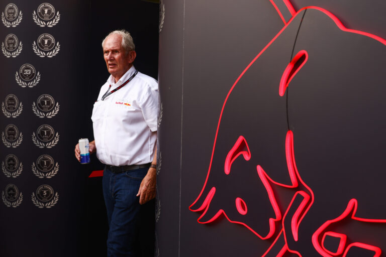 Helmut Marko culpa a Checo Pérez por los ‘dolorosos’ problemas de Red Bull