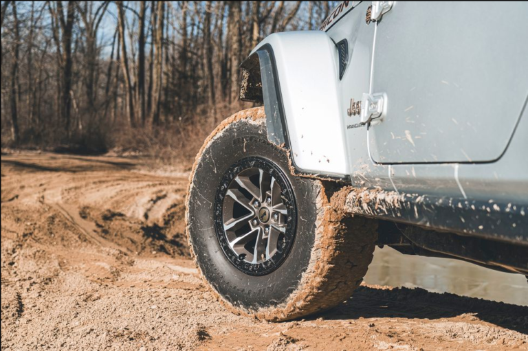 Jeep Wrangler Final Edition 2025 extiende la vida útil del V8 un año más