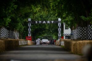El Hispano Suiza Carmen Sagrera brilló en su dinámico debut en el Festival de la Velocidad de Goodwood