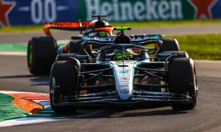 Hamilton lideró la segunda sesión de entrenamientos libres del GP de Italia tras un error de Red Bull