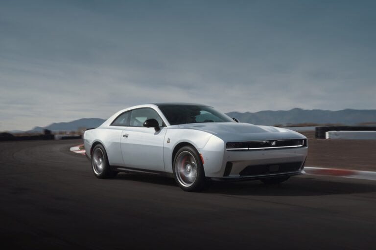 Dodge Charger Daytona 2024: ¿Tiene lo necesario para reavivar la llama?