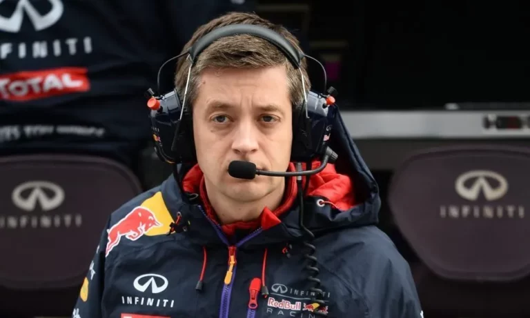 McLaren ficha a Courtenay de Red Bull como director deportivo