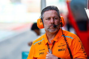 El jefe de McLaren dimite a su cargo como miembro del directorio de Andretti Acquisition Group