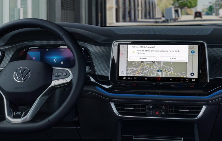 Volkswagen añade nuevas alertas para evitar colisiones a su conjunto de servicios para vehículos conectados VW Car-Net