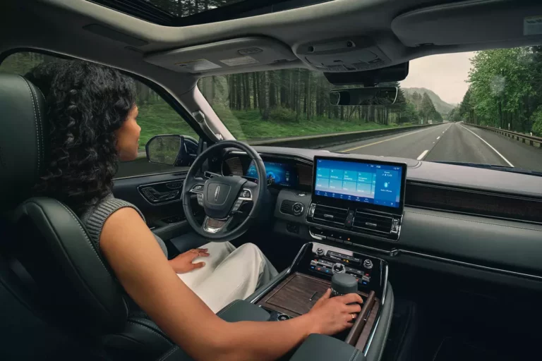 Todos los sistemas Hands-Free Driving disponibles en el 2024