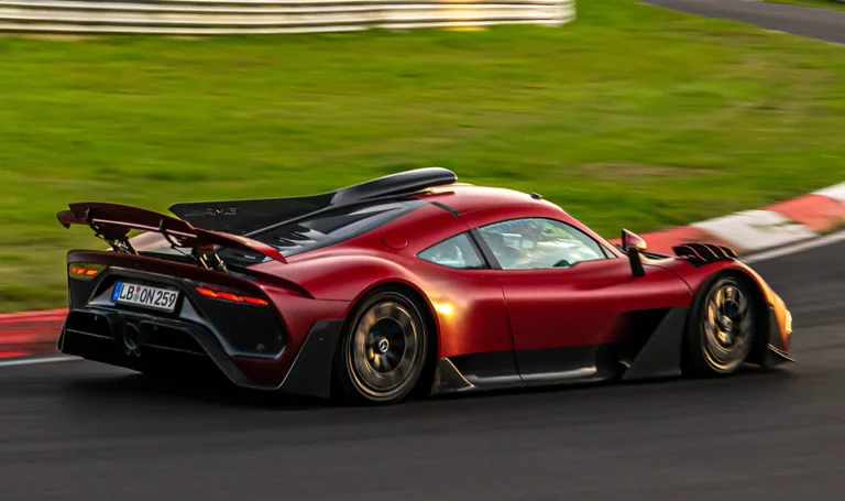 El hypercar Mercedes-AMG One vuelve a batir el récord de vuelta en Nürburgring