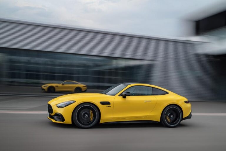 El nuevo Mercedes-AMG GT 43 2025 tendrá un precio inicial de 105,900 dólares