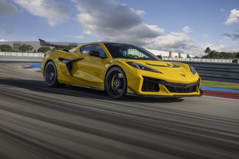 El más rápido de los rápidos: el Corvette ZR1 2025
