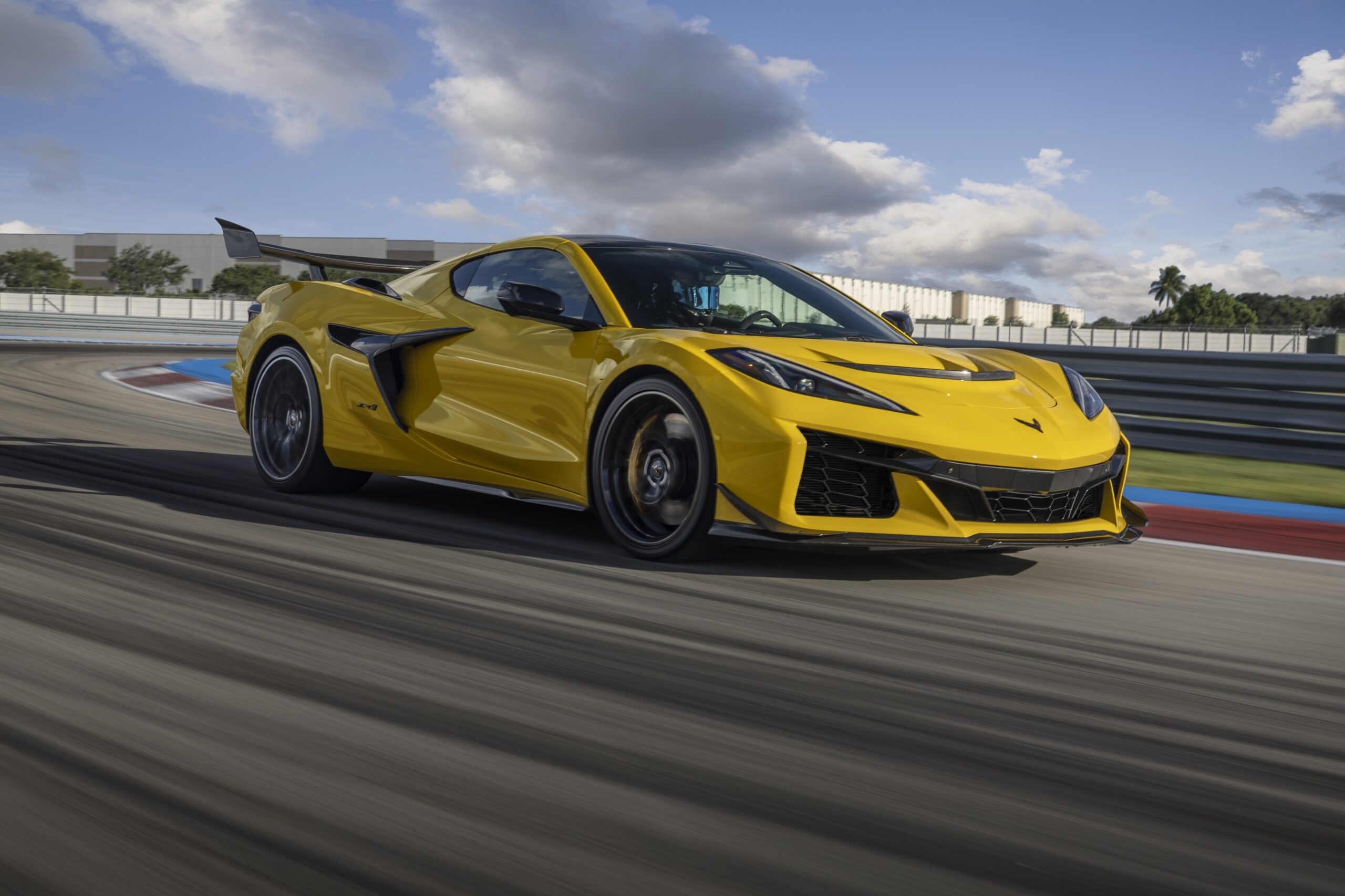 El más rápido de los rápidos: el Corvette ZR1 2025