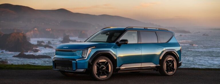 Kia EV9 y Kia Sorento 2025, ganadores según la prensa automovilística hispana