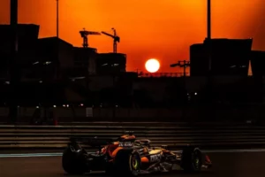 Lando Norris gana el Gran Premio de Abu Dabi, ¡el título de Constructores para McLaren!