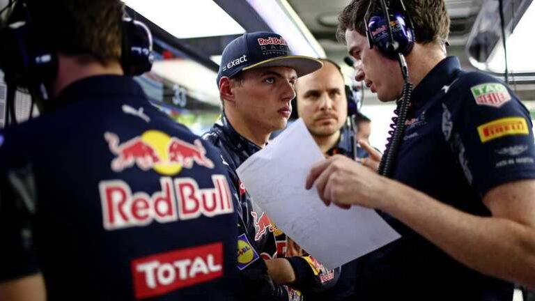 El experimentado ingeniero Michael Manning deja el equipo permanente alrededor del campeón mundial Max Verstappen