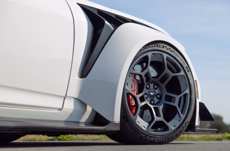 El Ford Mustang GTD 2025 incorpora la Edición ‘Spirit Of America’