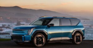 Wards nombra al Kia EV9 como uno de los modelos más impactantes de 2024