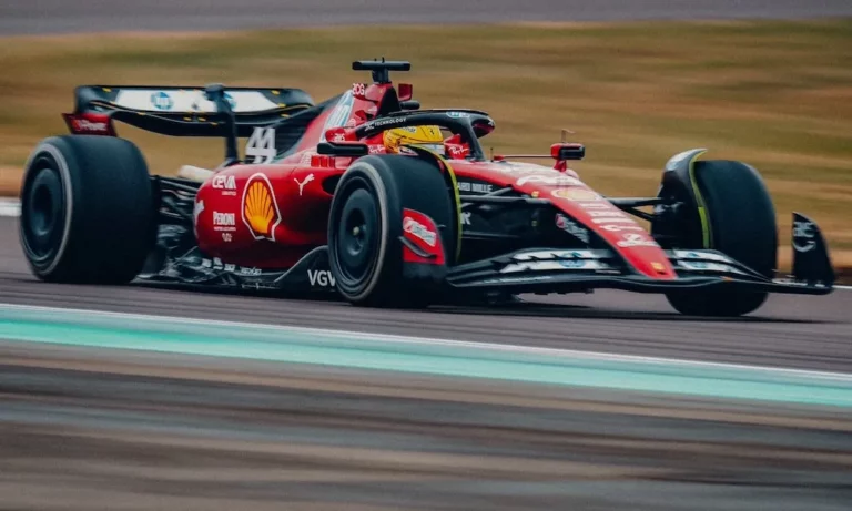 Lewis Hamilton prueba por primera vez para Ferrari en Fiorano