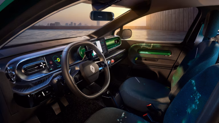 Renault presenta el prototipo interior del Twingo 2026, un vehículo eléctrico de menos de 20.000 euros