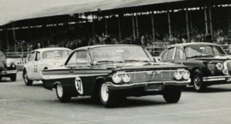 El Impala 1961 de Dan Gurney debuta como Safety Car en el Dan Gurney Saloon Car Trophy en Rolex Monterey Motorsports Reunion