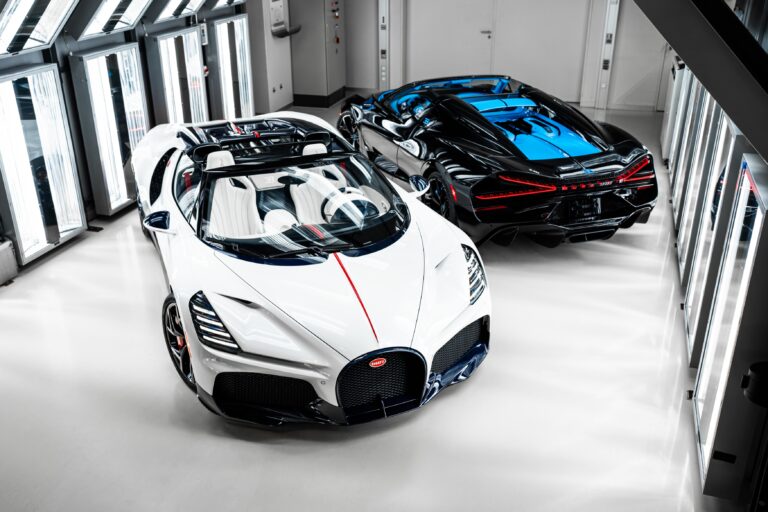 El último hito de una era: el primer W16 Mistral abandona el taller de Bugatti