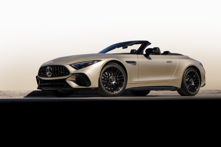 El exclusivo  Mercedes-AMG SL 63 MANUFAKTUR Golden Coast debuta en EE.UU.
