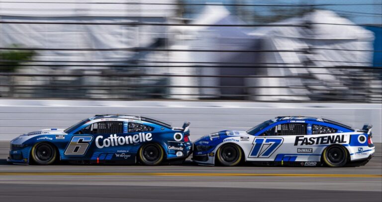 Brad Keselowski lidera la práctica final en Daytona