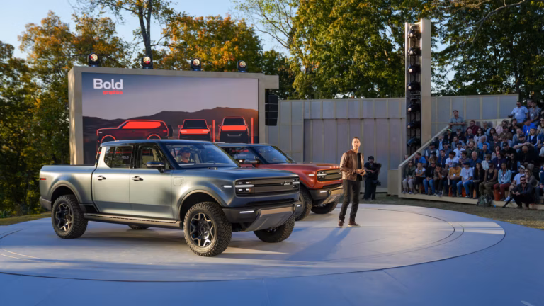 Scott Keogh arroja luz sobre los detalles de las baterías y el sistema de autonomía extendida del Scout Motors