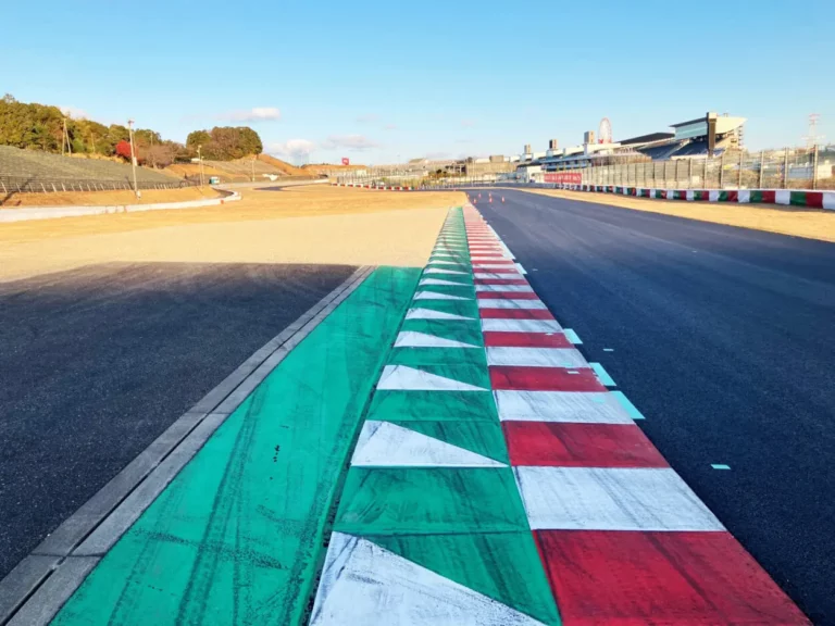 Nuevo asfalto en Suzuka para el primer sector e intervenciones en los bordillos para evitar los límites de pista