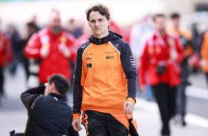 Un gran regalo antes del inicio de temporada: Oscar Piastri renueva con McLaren