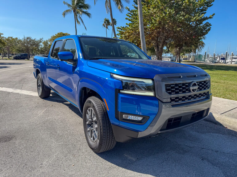 2025 Nissan Frontier SL Crew CAB