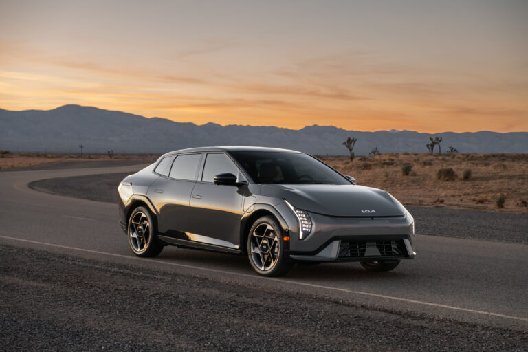 El Kia EV4 2026 totalmente eléctrico debuta en Estados Unidos en el Salón Internacional del Automóvil de Nueva York