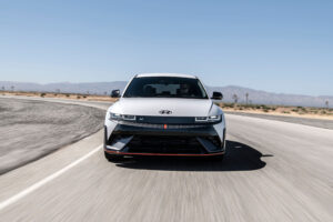 Hyundai IONIQ 5 N competirá en la One Lap of America 2025 con Grassroots Motorsports